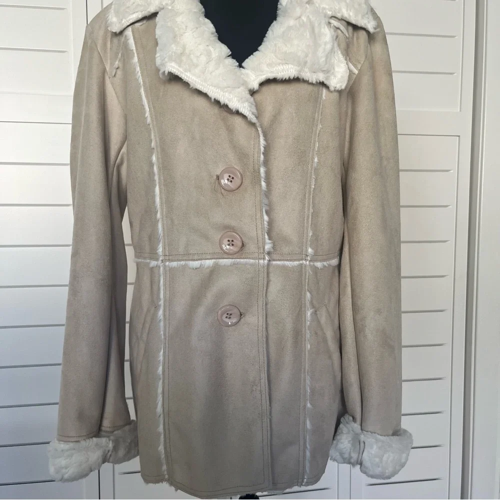 Cowgirl Legend NWOT Women's Faux Suede Tan Shearling Jacket Sz L - Picture 7 of 13